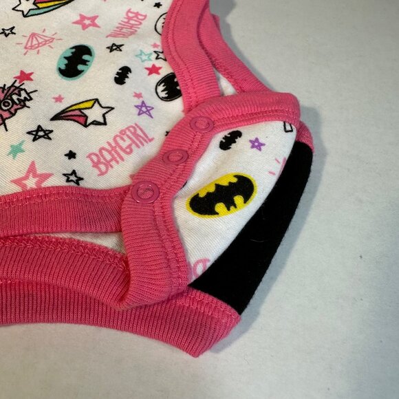 New Born Baby Girl Bundle Batman One Piece Bodysuits Headbands Pants & Socks NWT - Picture 8 of 11
